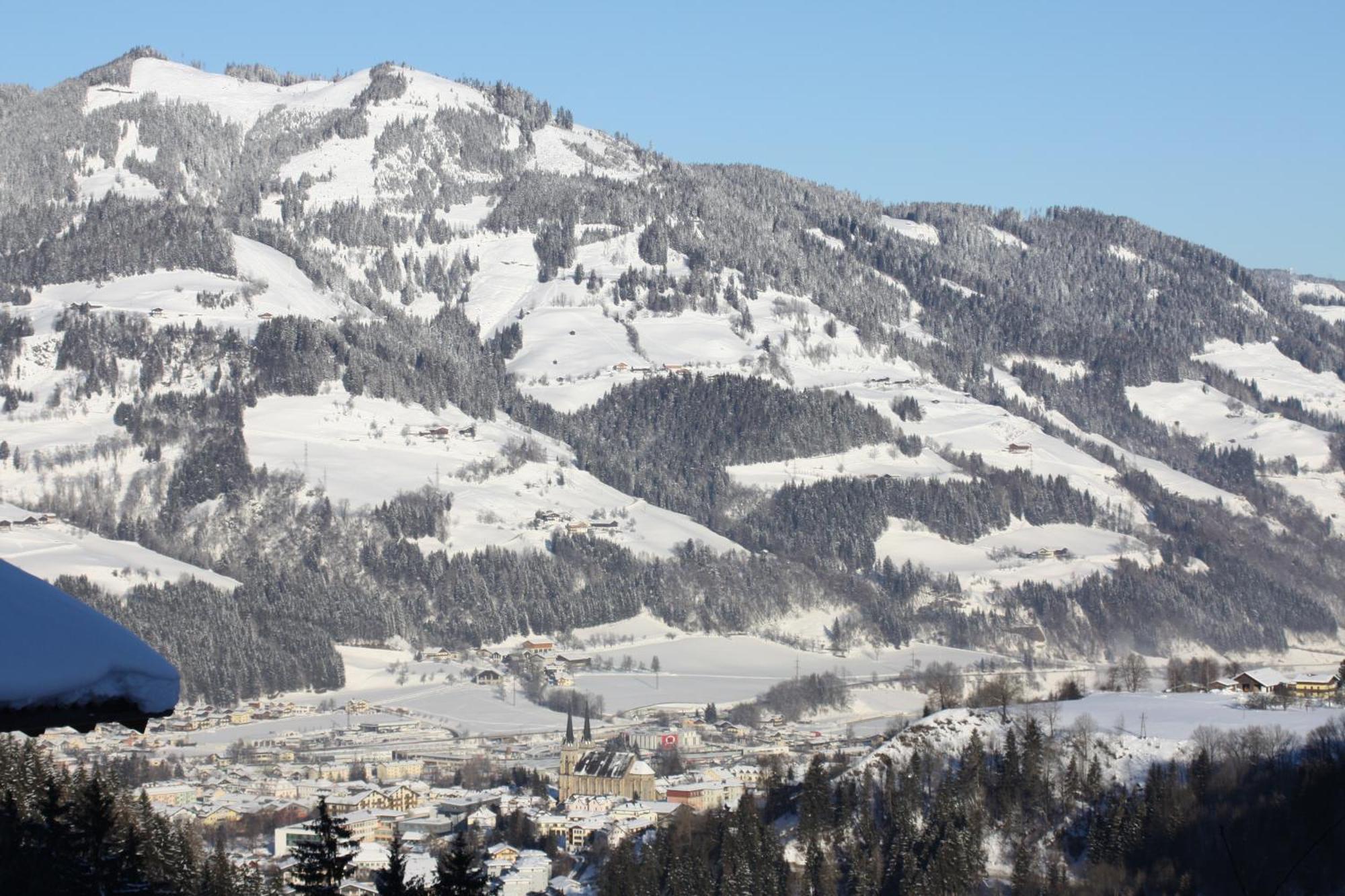 Holzlehenhof Apartment Sankt Johann im Pongau Exterior photo